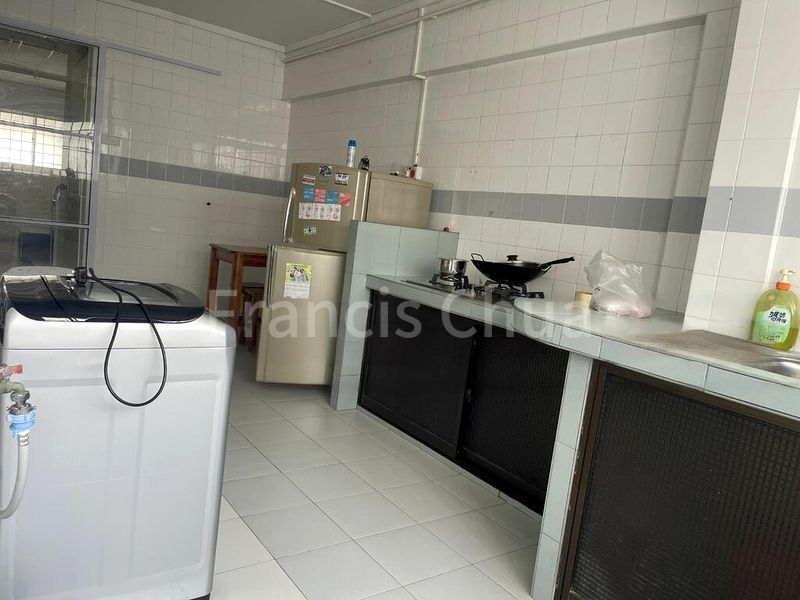 3 Room (3A) HDB for Rent in  235 Tampines Street 21 - Image 1
