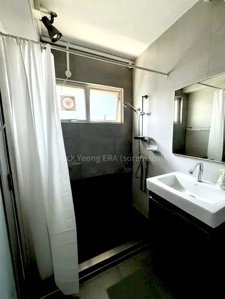 Executive HDB for Rent in  402 Bukit Batok West Avenue 7 - Image 7