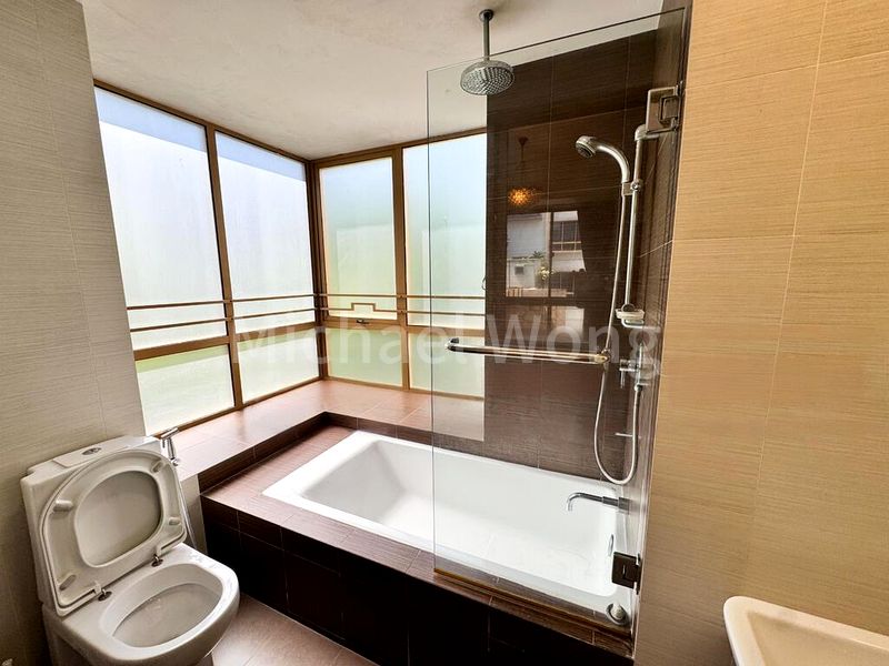 3 Bed Condo for Sale in  The Maylea - Image 11