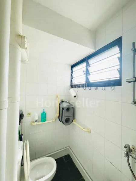 2 Room (2I) HDB for Sale in 406 Ang Mo Kio Avenue 10 - Image 6