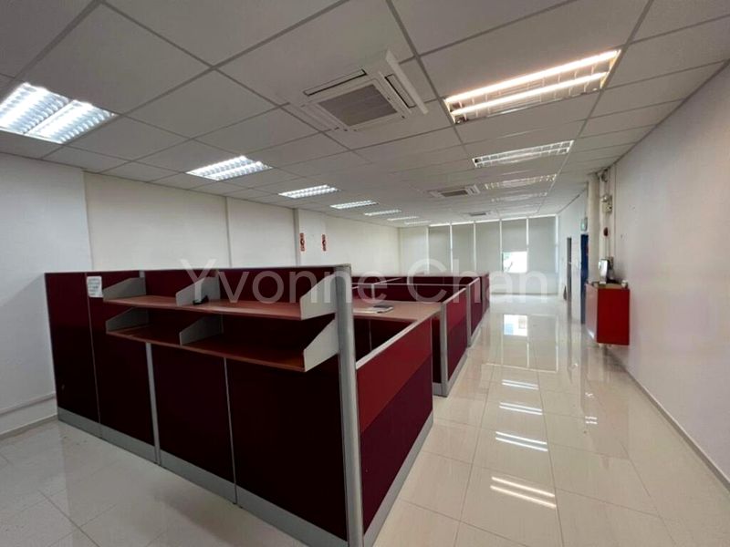 Light Industrial (B1) for Sale: Pioneer Lot - Image 1