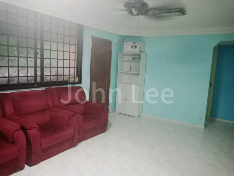 4 Room (4S) HDB for Rent in 344 Woodlands Street 32 - Image 2