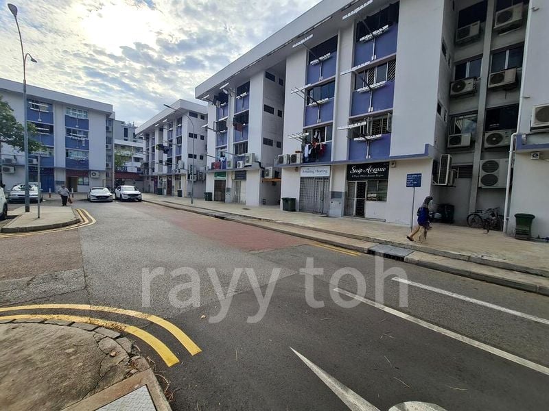 Shop / Shophouse for Sale: Bedok Central I Near ntuc and coffeeshop I Corner unit - Image 8