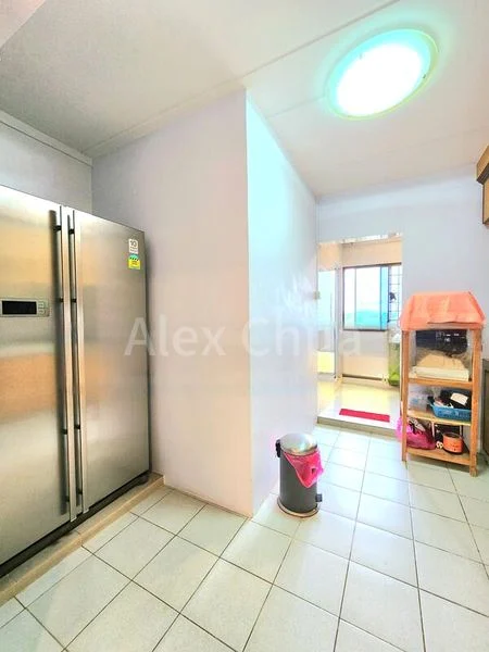 4 Room (4A) HDB for Sale in  130 Clarence Lane - Image 7