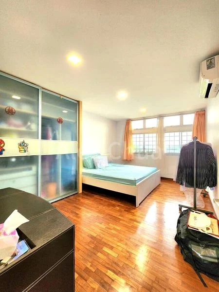 4 Room (4A) HDB for Sale in  130 Clarence Lane - Image 3