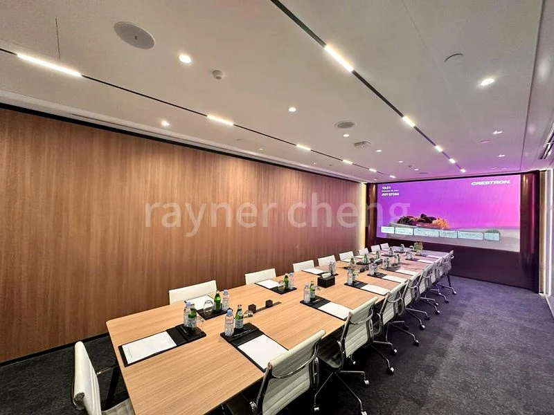 Office for Rent: Gateway East - Image 6