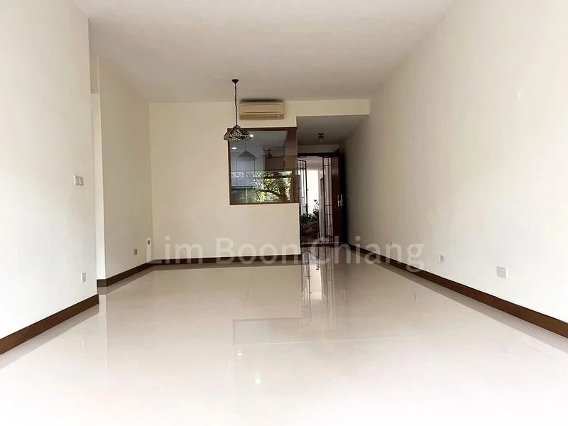 3 Bed Condo for Rent in The Raintree - Image 18