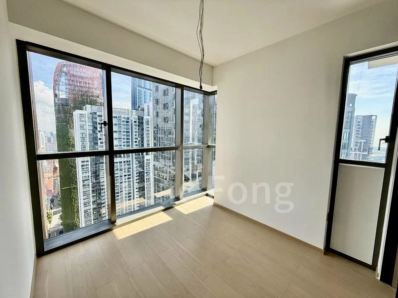 2 Bed Condo for Rent in Newport Residences / Newport Tower - Image 4