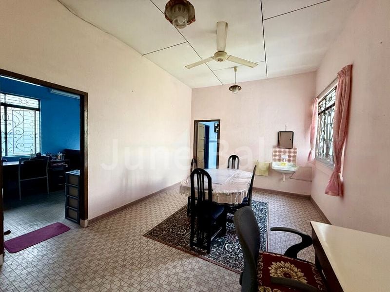 3 Bed Bungalow (Landed) for Sale in  Rochdale Road - Image 9