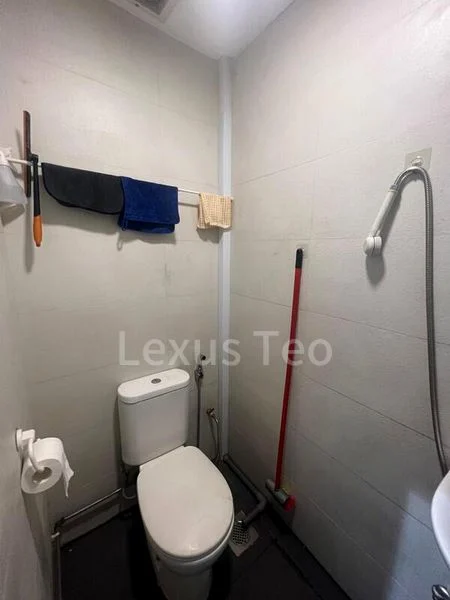 Light Industrial (B1) for Sale: First Centre - Image 5