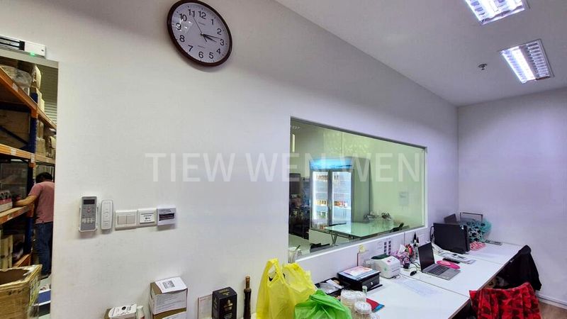 Light Industrial (B1) for Rent: Wcega Plaza - Image 3