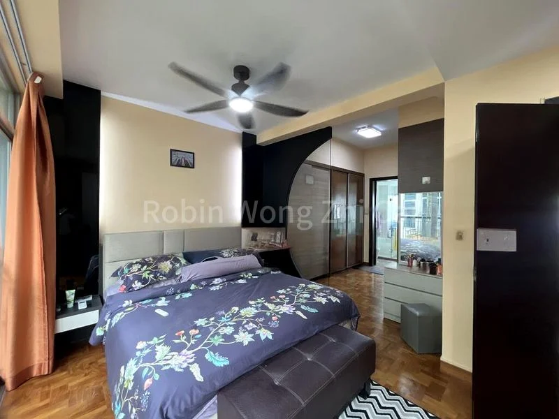 5 Bed Terraced House (Landed) for Sale in  Springhill - Image 3