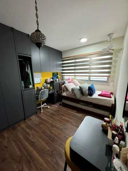 3 Room (3A) HDB for Sale in 463B Sembawang Drive - Image 2