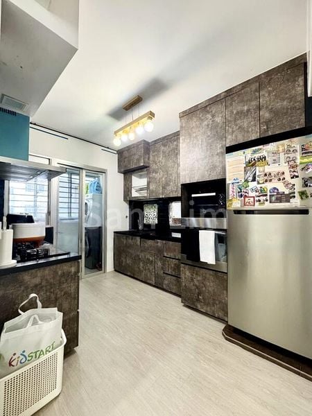 4 Room (4A) HDB for Sale in 681A Woodlands Drive 62 - Image 4