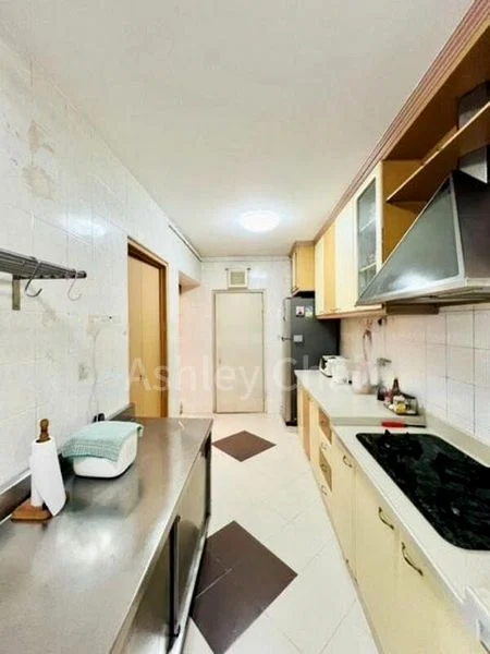 5 Room (5I) HDB for Rent in 661C Jurong West Street 64 - Image 8