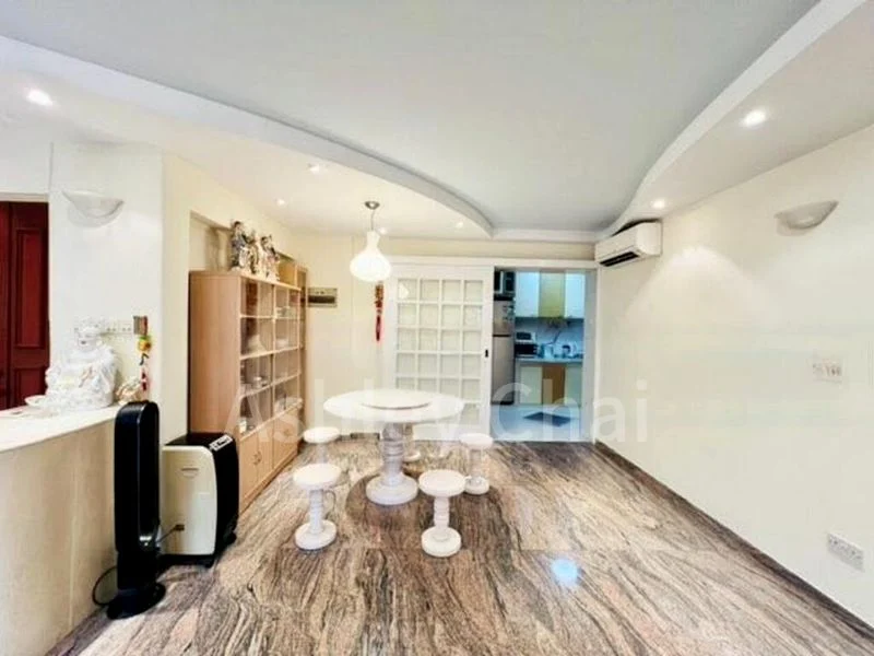 5 Room (5I) HDB for Rent in 661C Jurong West Street 64 - Image 11