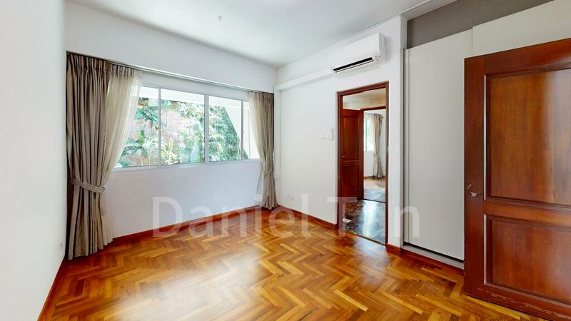 4 Bed Condo for Rent in  Pasir Panjang Road - Image 4