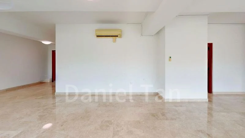 4 Bed Condo for Rent in  Pasir Panjang Road - Image 8