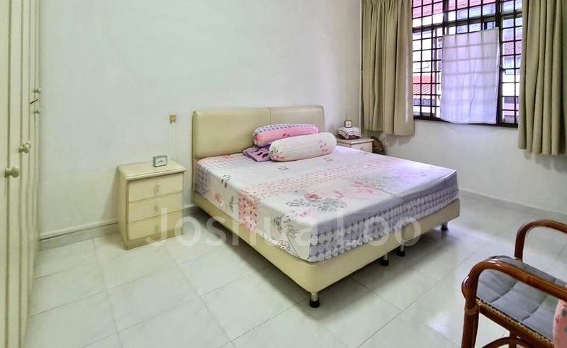 4 Bed Terraced House (Landed) for Sale in  Ang Mo Kio Avenue 4 - Image 3