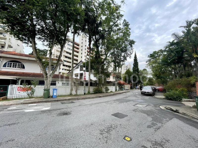 5+1 Bed Semi-Detached House (Landed) for Sale in  Hillcrest Park - Image 2