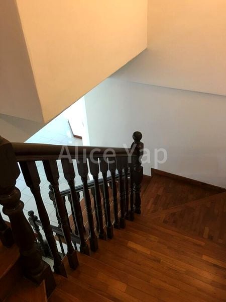 4 Bed Terraced House (Landed) for Rent in  Airview Park - Image 7