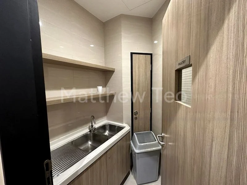 Office for Rent: Great World City - Image 1