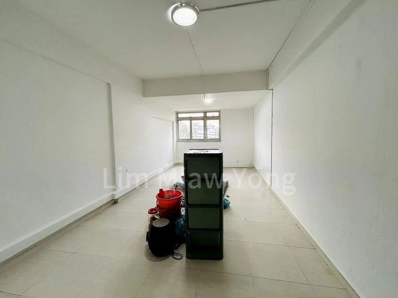 3 Room (3A) HDB for Rent in  111 Woodlands Street 13 - Image 4