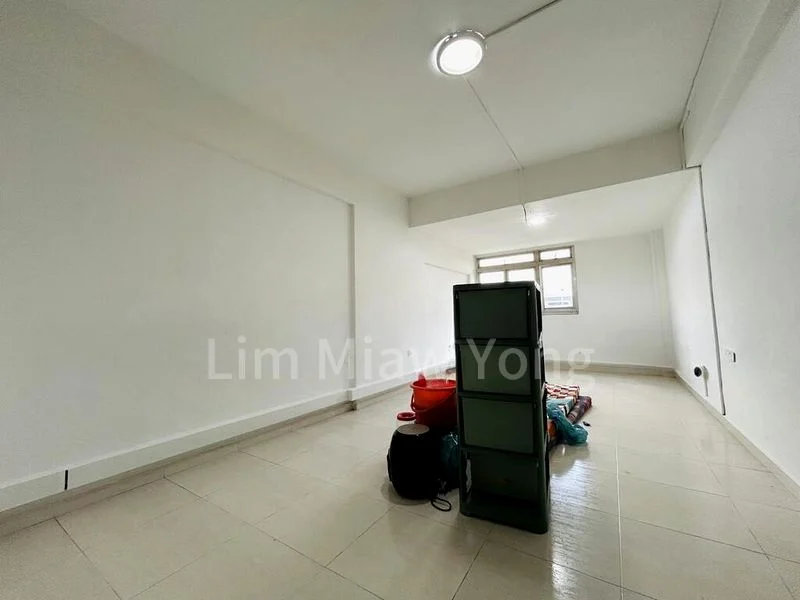 3 Room (3A) HDB for Rent in  111 Woodlands Street 13 - Image 1