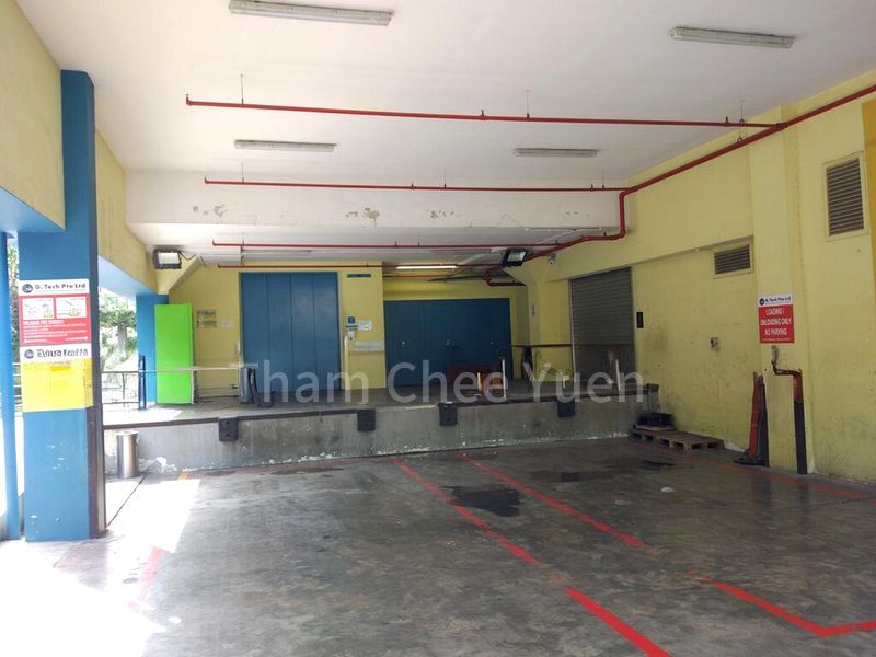 Light Industrial (B1) for Rent: EPL Building - Image 3