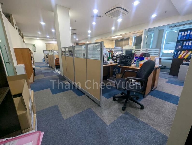 Light Industrial (B1) for Rent: EPL Building - Image 5