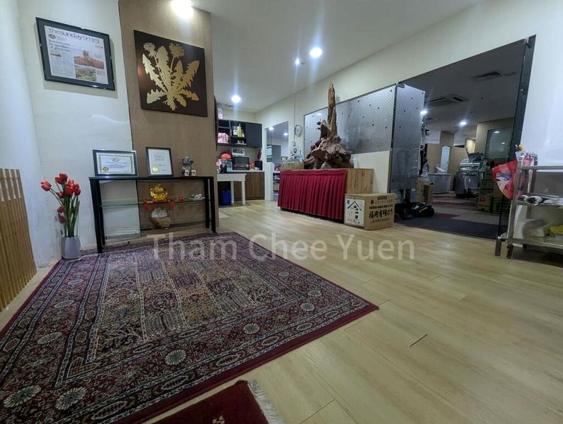 Light Industrial (B1) for Rent: EPL Building - Image 9