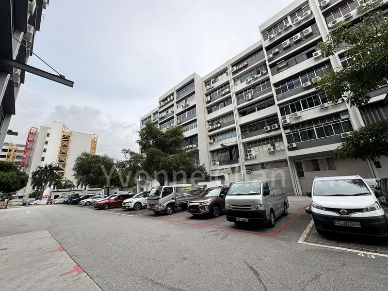 Light Industrial (B1) for Rent: Aljunied Industrial Complex - Image 2