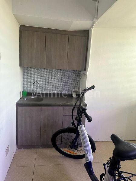 Light Industrial (B1) for Rent: "Unity Centre - Image 2