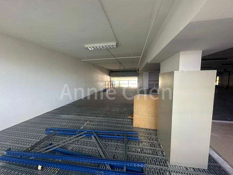 Light Industrial (B1) for Rent: "Unity Centre - Image 1