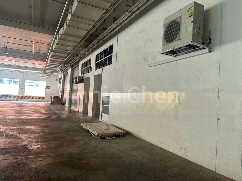 Light Industrial (B1) for Rent: "Unity Centre - Image 3