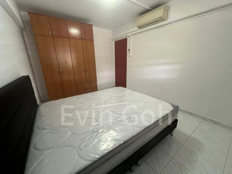 3 Room (3A) HDB for Rent in  220 Yishun Street 21 - Image 3