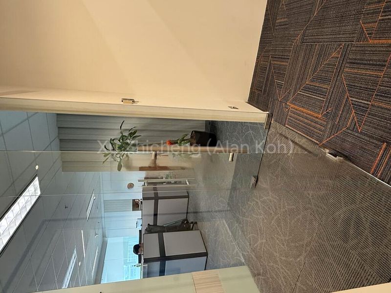 Office for Rent: Suntec City Tower - Image 2