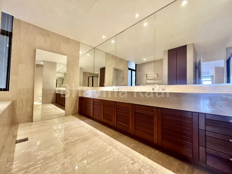 4+1 Bed Condo for Rent in  The Colonnade - Image 7