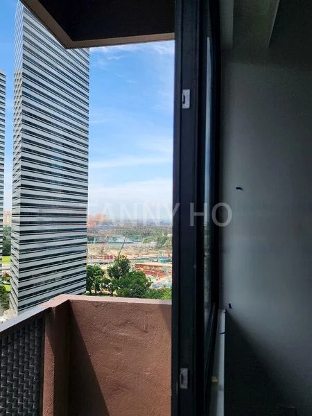 3 Bed Condo for Rent in  Midtown Modern - Image 4