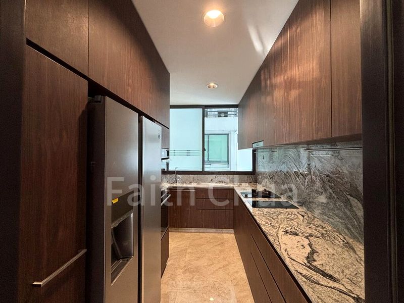 3 Bed Condo for Rent in  Rivergate - Image 4