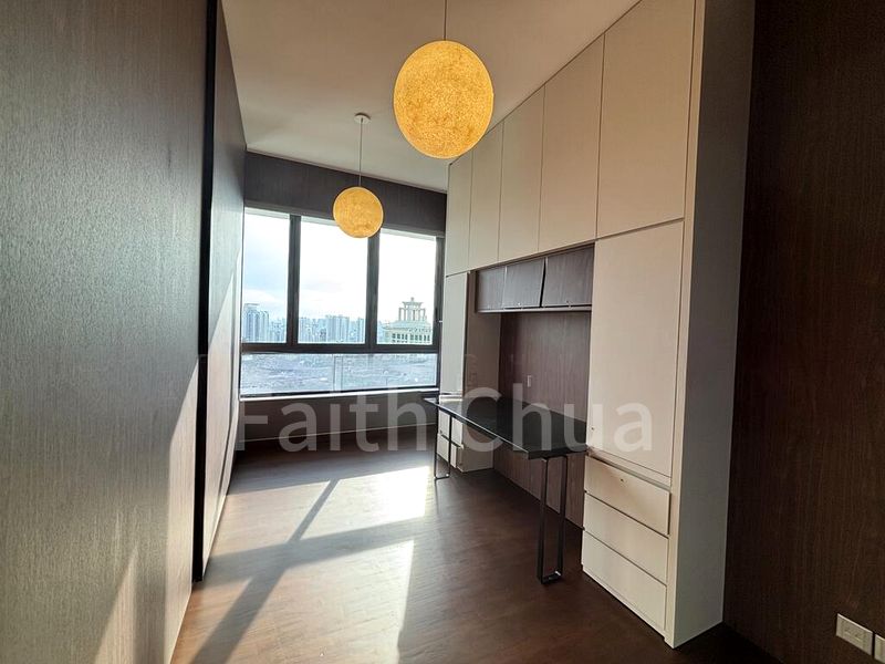 3 Bed Condo for Rent in  Rivergate - Image 6