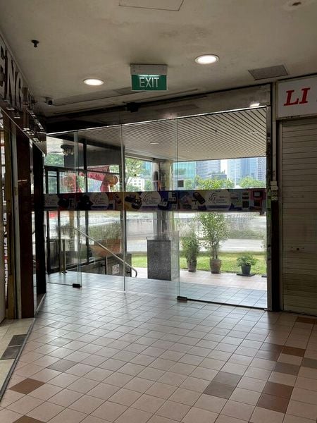 Shop / Shophouse for Sale: Sim Lim Tower - Image 1