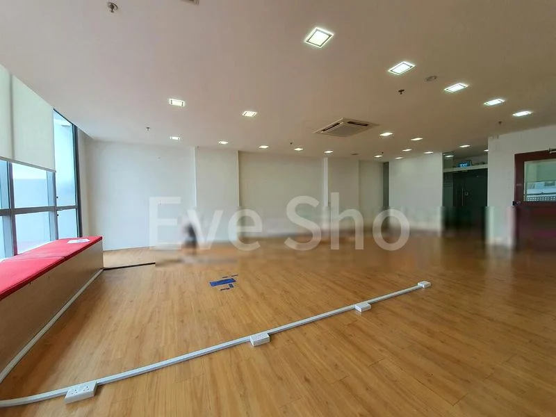 Light Industrial (B1) for Rent: One Commonwealth - Image 1