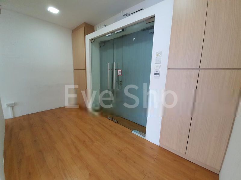 Light Industrial (B1) for Rent: One Commonwealth - Image 3