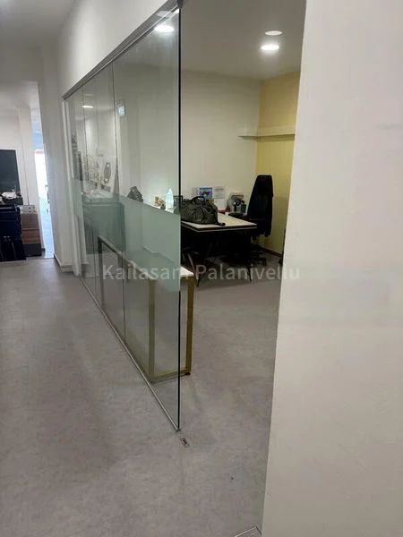 Shop / Shophouse for Rent: South Bridge Road - Image 1