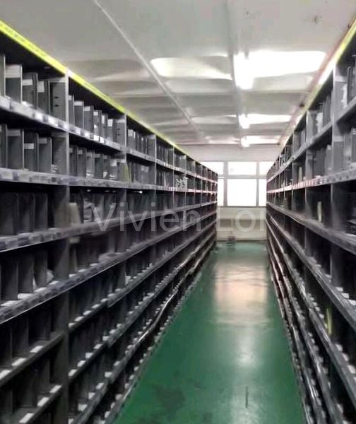 Light Industrial (B1) for Sale: Valiant Industrial Building - Image 1