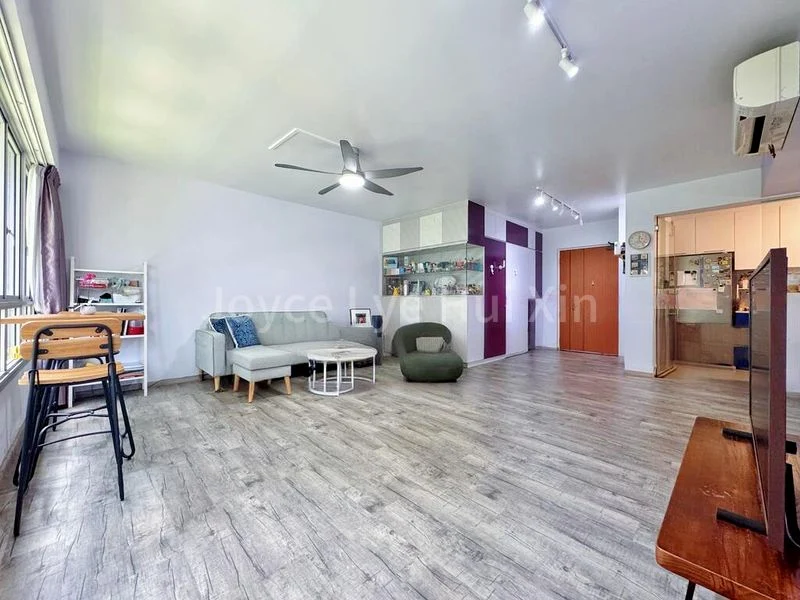 5 Room (5I) HDB for Sale in 783B Woodlands Rise - Image 6