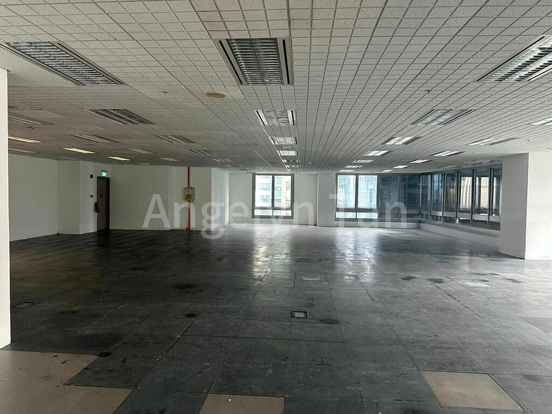 Office for Rent: Prudential Tower - Image 2