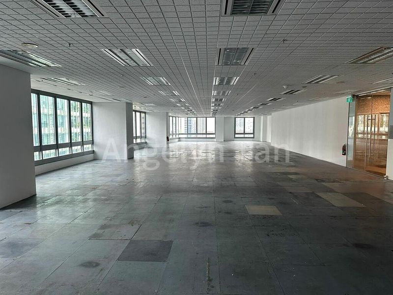 Office for Rent: Prudential Tower - Image 6