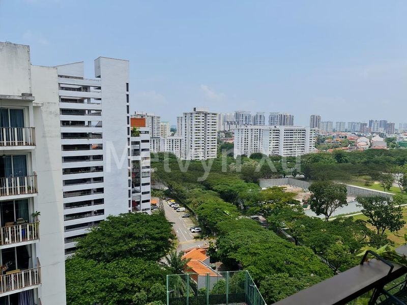 3 Bed Condo for Rent in  Eco - Image 4